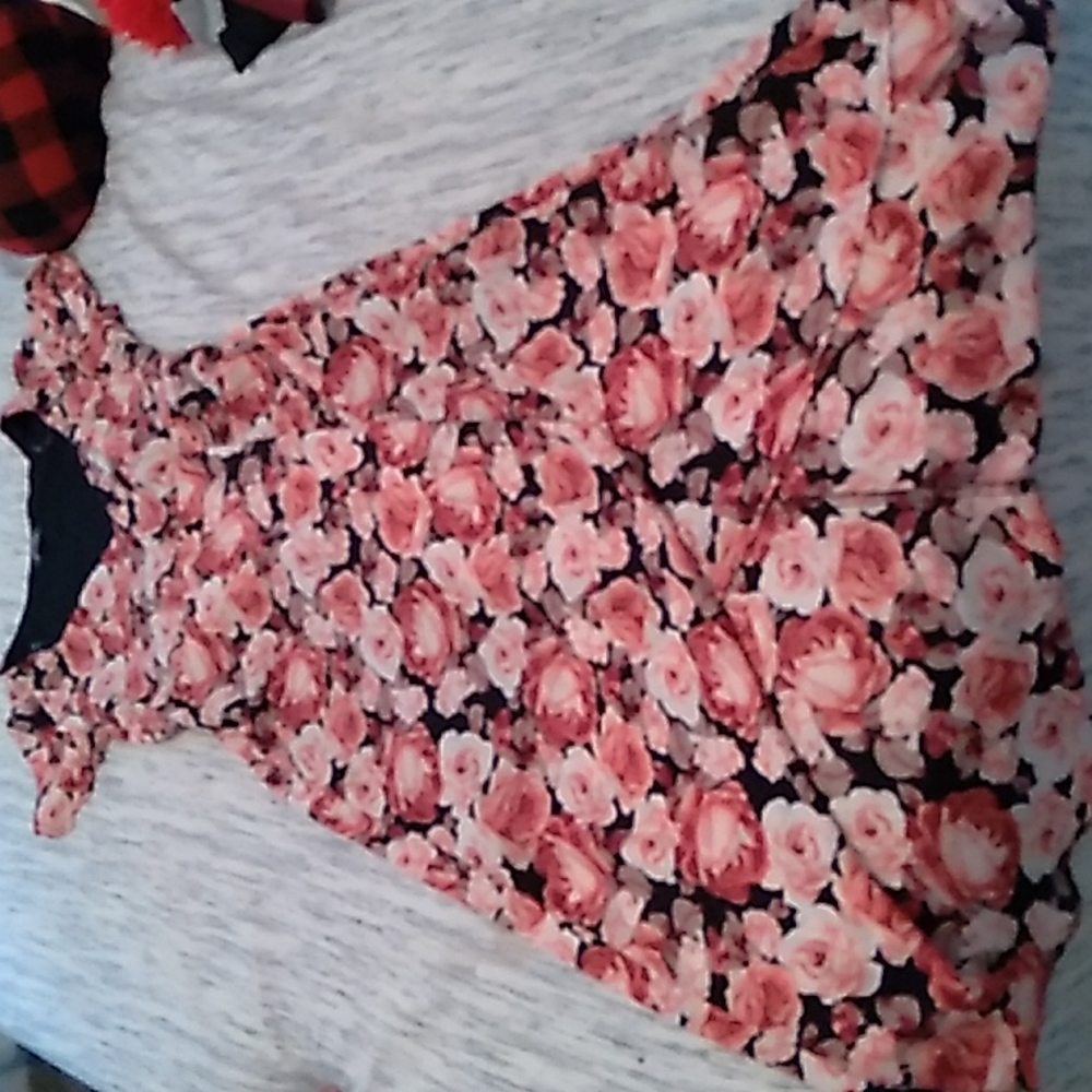 Lily rose size s flower